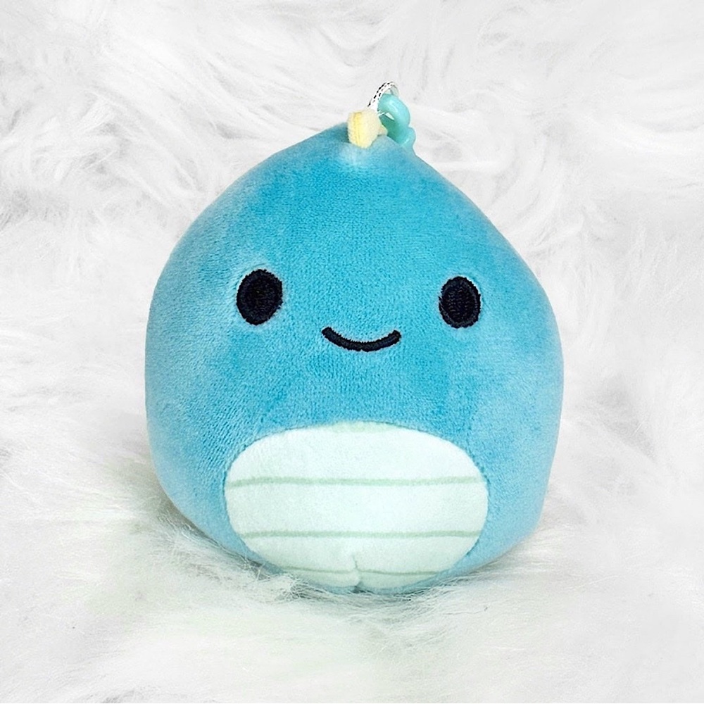NWT Nafese the Dinosaur squishmallow clip !!